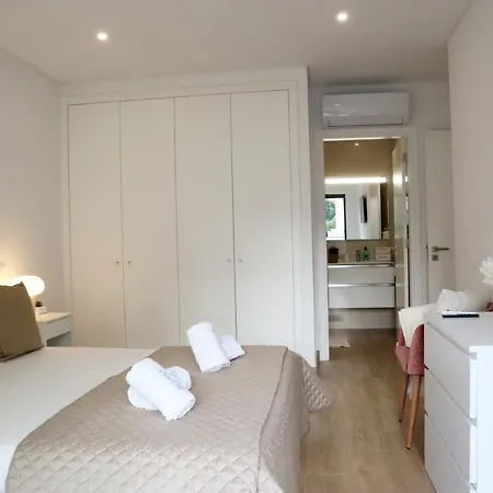 Monte & Pool Apartment *