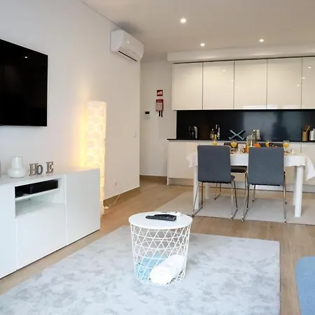 Monte & Pool Apartment Portimão