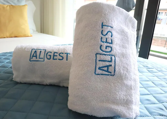 Monte & Pool Apartamento